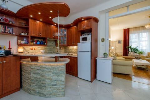 Eladó Lakás 1126 Budapest 12. kerület , Ugocsa utca