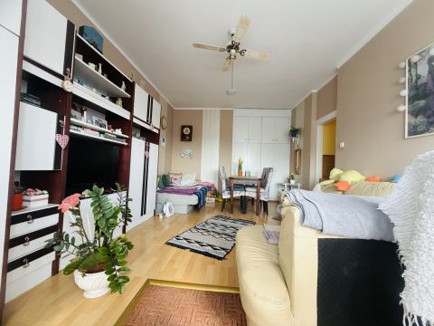 Eladó Lakás 2800 Tatabánya Spar 