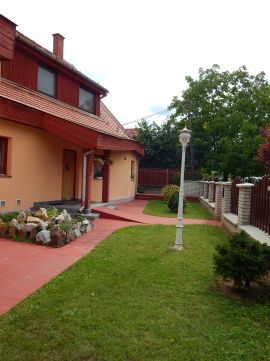 Eladó Ház 2400 Dunaújváros 