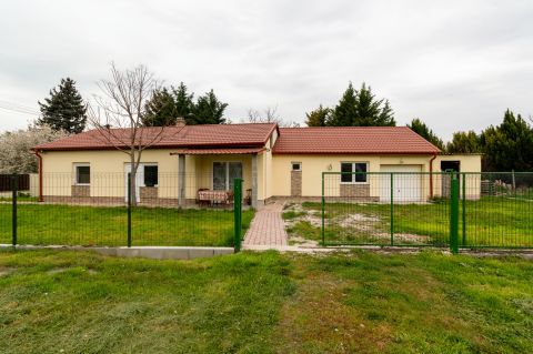 Eladó Ház 8130 Enying 