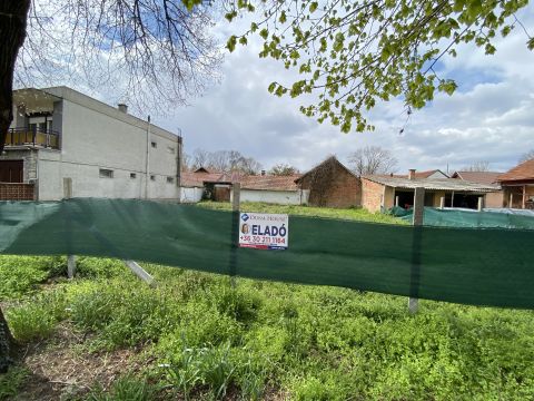 Eladó Telek 5600 Békéscsaba 