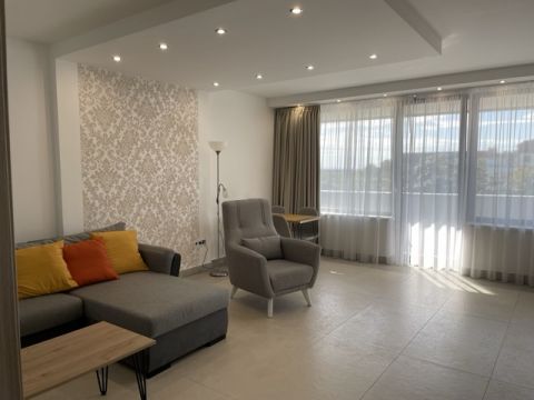 Kiadó Lakás 7624 Pécs , Mecsekoldalon 2 háló-nappalis erkélyes új építésű lakás