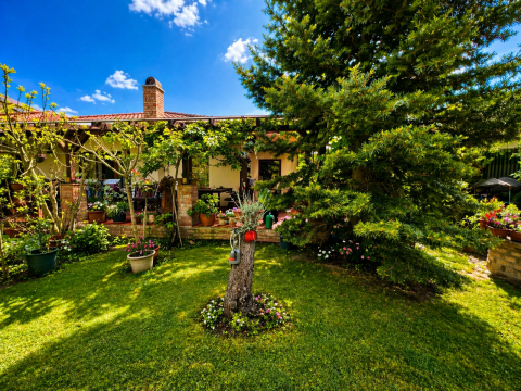 Eladó Ház 2120 Dunakeszi 