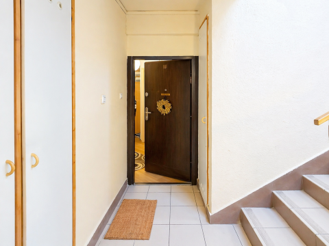 Eladó Lakás 2040 Budaörs 