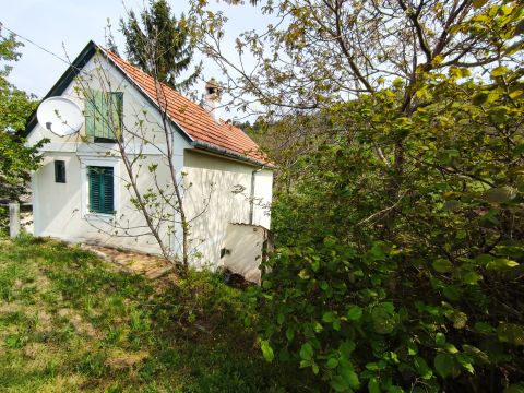 Eladó Ház 8373 Rezi 