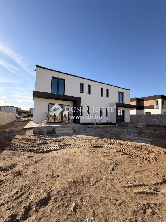 1188 Budapest 18. kerület , 18.kerület Almáskertben modern, új építésű házak között — 1/31