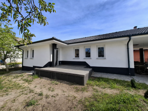 Eladó Ház 2360 Gyál , új építésű, nappali + 3 szobás ikerfél