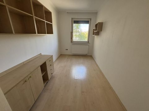 Kiadó Lakás 6000 Kecskemét Nyíri út