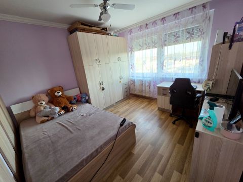 Eladó Lakás 4024 Debrecen , Debrecen, Wesselényi lakótelep