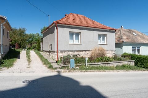 Eladó Ház 2834 Tardos 