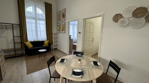 Kiadó Lakás 1088 Budapest 8. kerület 