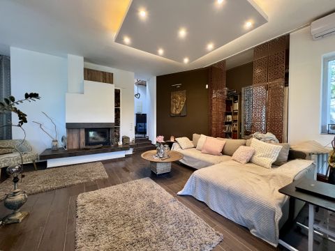 Eladó Ház 1031 Budapest 3. kerület , Aranyhegyen önálló családi ház