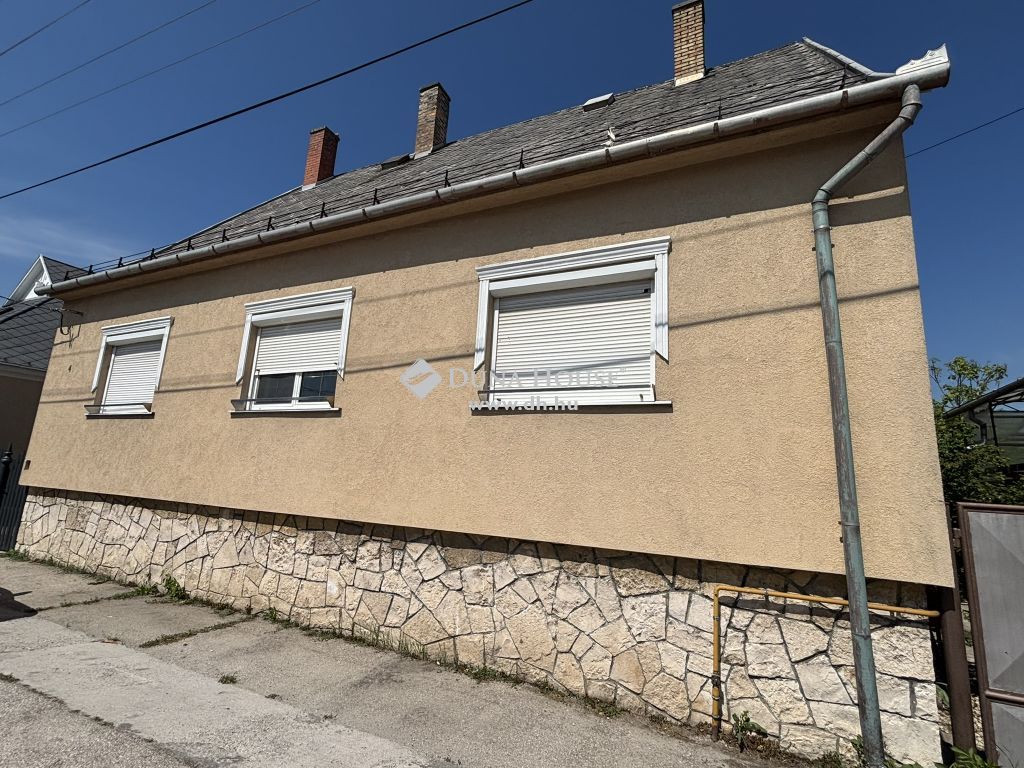 2852 Kecskéd , Majki köz — 1/27