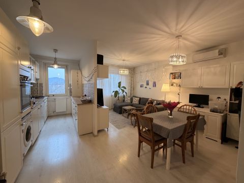 Eladó Lakás 1031 Budapest 3. kerület , Harang utca
