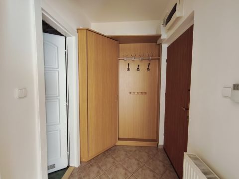 Kiadó Lakás 1036 Budapest 3. kerület Kiadó lakás a Lajos utcában, Budapest 3. kerületben