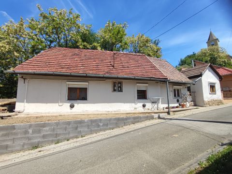 Eladó Ház 7396 Magyarszék 