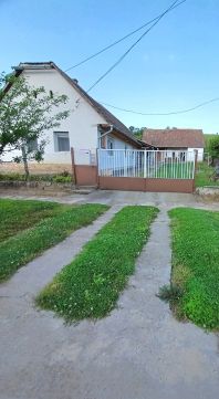 Eladó Ház 7066 Udvari UdvariKözpont