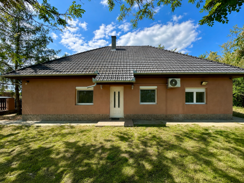 Eladó Ház 6044 Kecskemét 