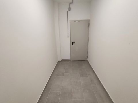 Eladó Tároló/Raktár 2900 Komárom 