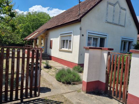 Eladó Ház 2315 Szigethalom 