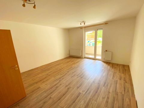 Eladó Lakás 8200 Veszprém , Sorompó utca