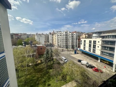 Eladó Lakás 1027 Budapest 2. kerület , Margithíd közelében kiváló befektetés 