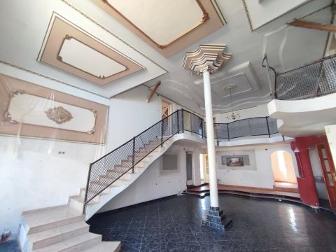 Eladó Ház 6000 Kecskemét , Úrihegy