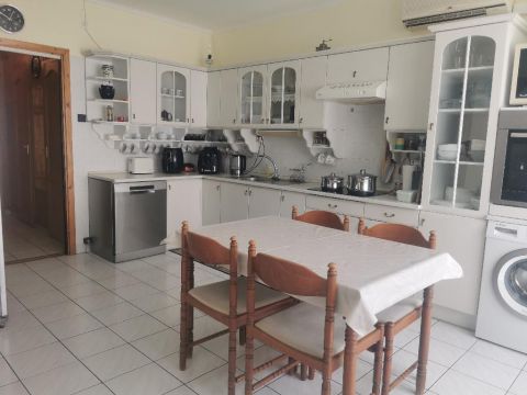 Eladó Lakás 5000 Szolnok 5000 Szolnok, Csendes