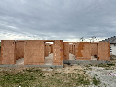 Eladó Ház 2119 Pécel 