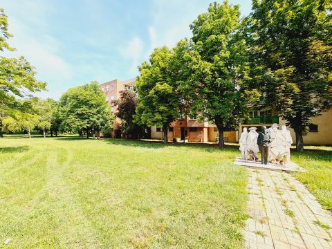 Eladó Lakás 5600 Békéscsaba 