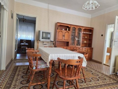 Eladó Ház 3068 Mátraszőlős , Frekventált helyén