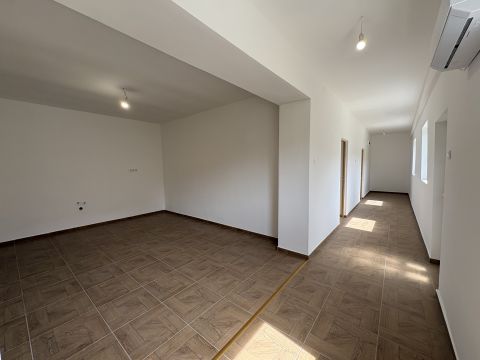 Eladó Ház 2377 Örkény , 3 szoba + nappali, önálló családi ház - Csendes utca
