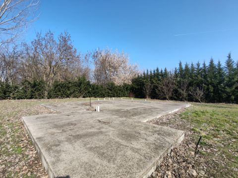 Eladó Telek 6000 Kecskemét , Hunyadivárosban Belterületi Telek Meglévő Alappal