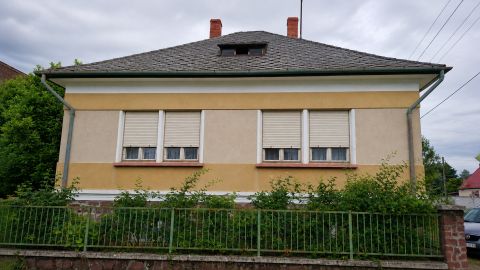 Eladó Ház 9735 Csepreg 