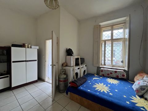 Eladó Lakás 1041 Budapest 4. kerület , Újpest központban 