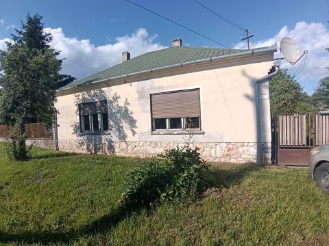 Eladó Ház 2884 Bakonyszombathely 
