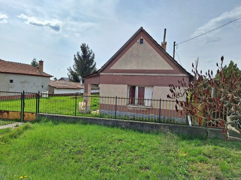 Eladó Ház 3013 Ecséd 