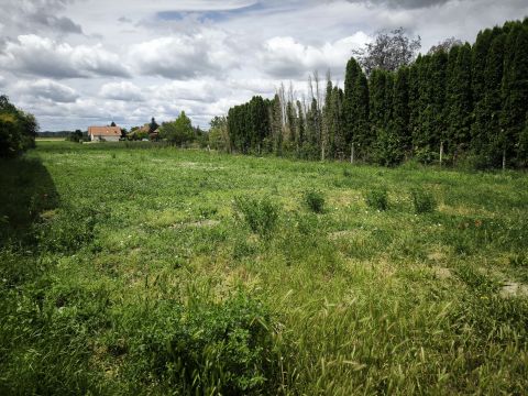 Eladó Telek 9171 Győrújfalu , Győrújfalun építési telek eladó!