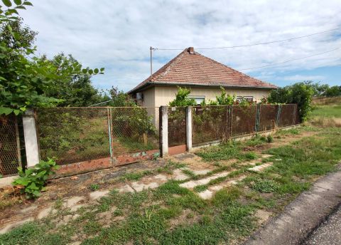 Eladó Ház 5624 Doboz , Fokhát utcában