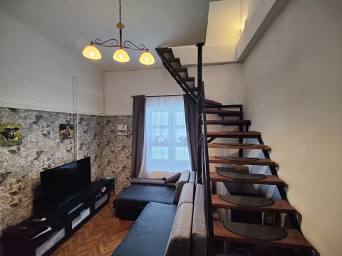Eladó Lakás 1102 Budapest 10. kerület , Kőbányán központi helyen egy remek kis lakás eladó!