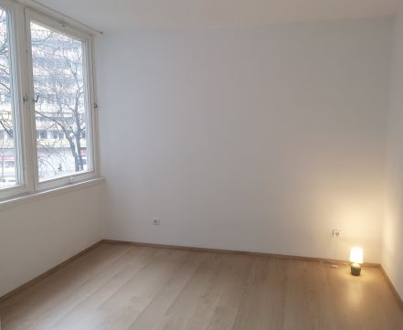Eladó Lakás 6000 Kecskemét 
