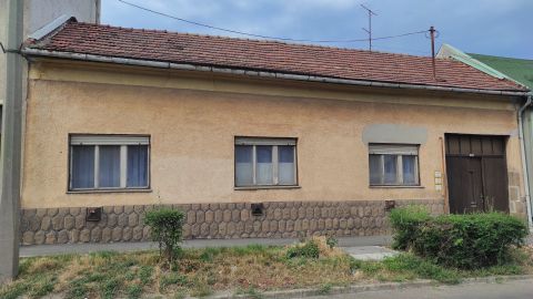 Eladó Ház 3300 Eger 