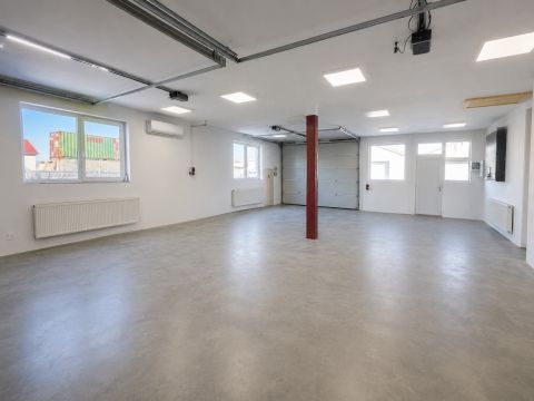 Kiadó Ipari 6000 Kecskemét , 2026-ban kialakított korszerű műhely!