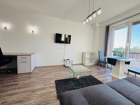 Eladó Lakás 4024 Debrecen A Fórum közvetlen szomszédságában.