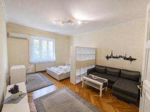 Eladó Lakás 1115 Budapest 11. kerület 