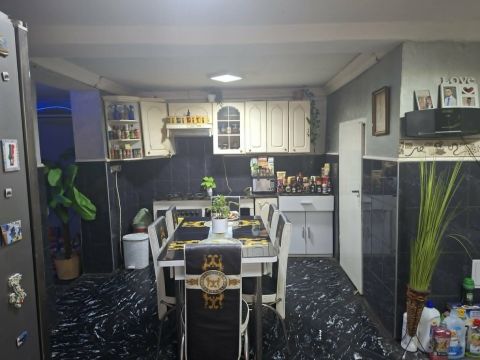 Eladó Ház 6446 Rém , Főutcában