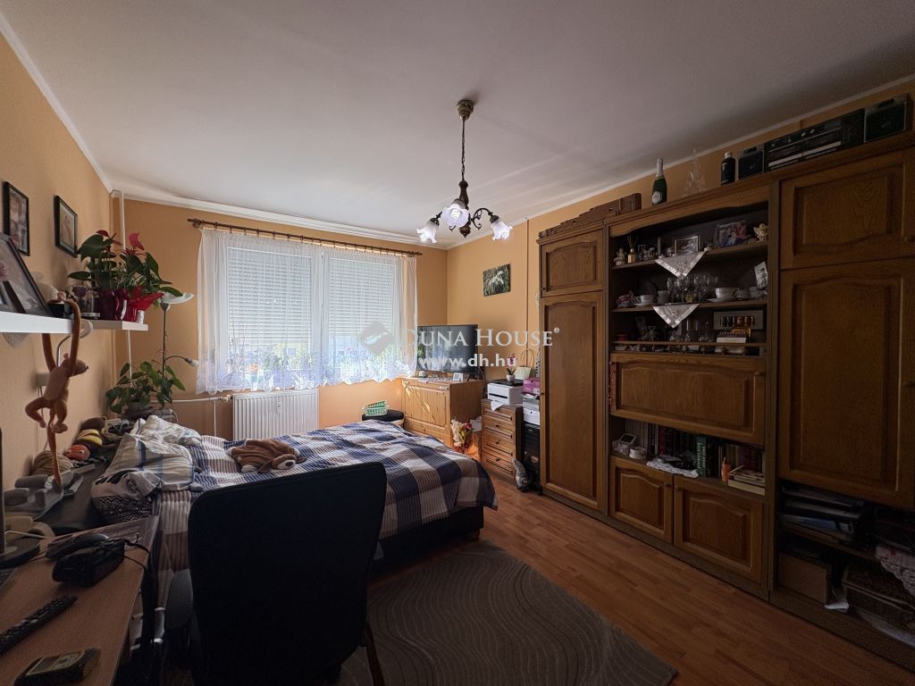 For sale Flat Budapest XVIII. kerület, 