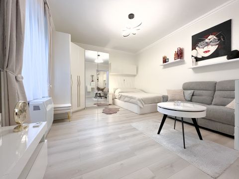 Eladó Lakás 1096 Budapest 9. kerület , Prémium stúdiólakás a Haller utcánál