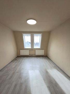 Eladó Lakás 4032 Debrecen , Vezér u kedvelt részén.