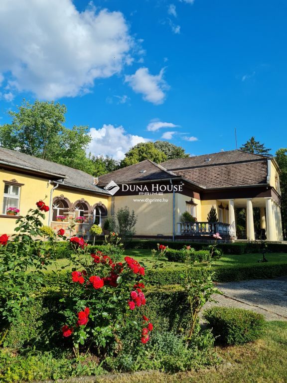 Eladó ház, Kozárd